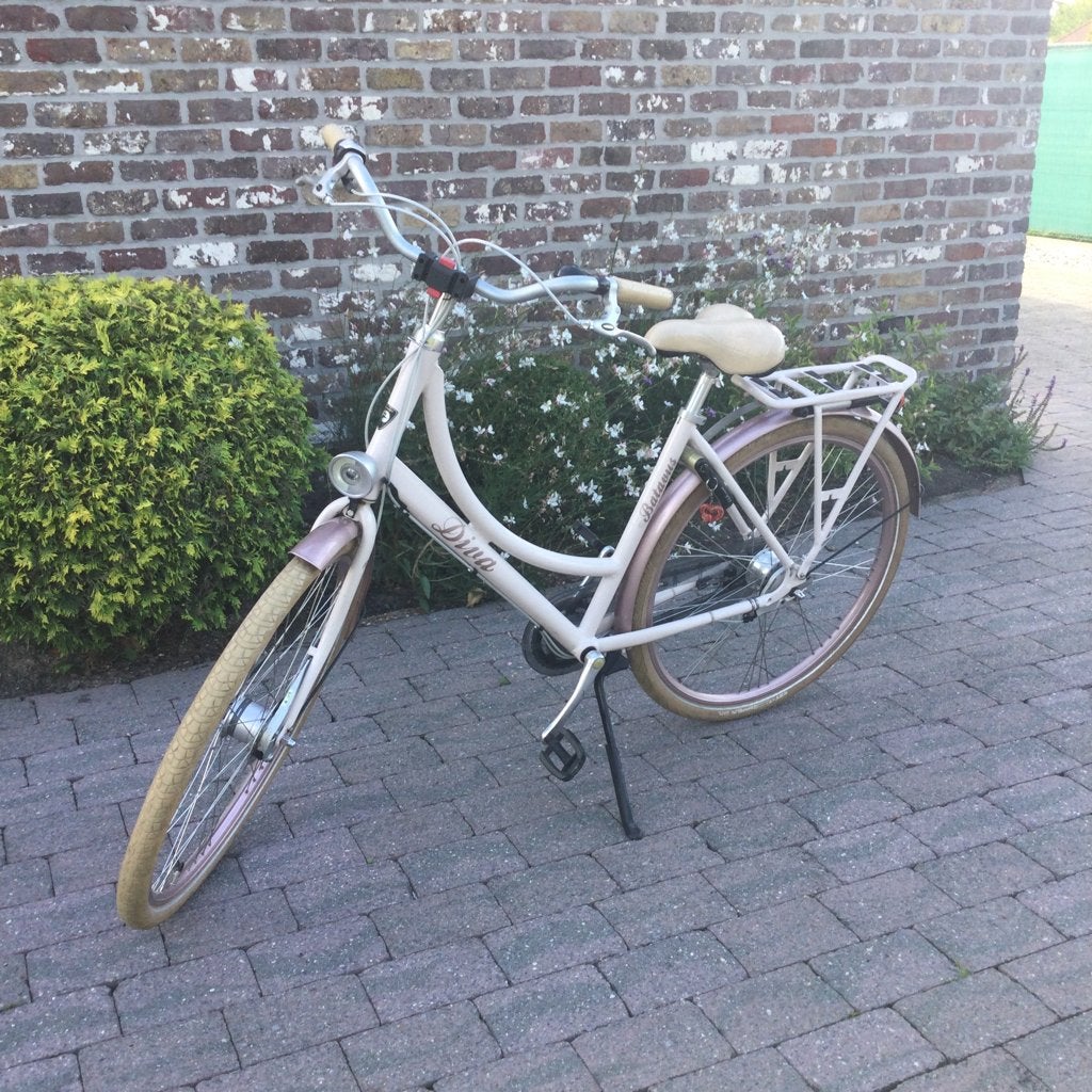 Damesfiets.   Batavus. -  Diva.  Kleur. Kader.  Crème., Vélos & Vélomoteurs, Vélos | Femmes | Vélos pour femme, Vitesses, Batavus