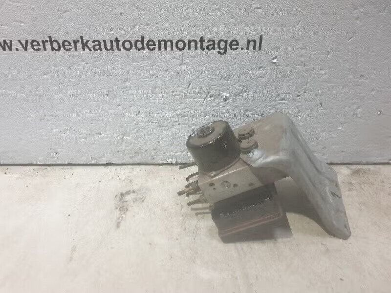 ABS POMP Volvo V70 (SW) (01-1999/12-2008) (8671224), Enlèvement ou Envoi, Sodener Straße 9 65824 Schwalbach, DE, Continental Aftermarket & Services GmbH