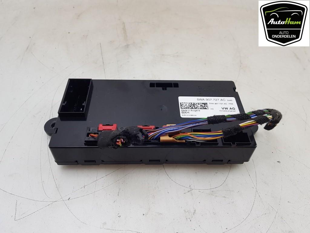ORDINATEUR GESTION TEMPERATURE Skoda Octavia Combi (NXAC), Utilisé, Skoda