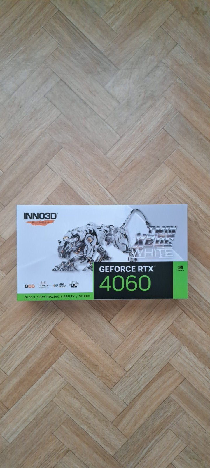 Inno3D rtx 4060 wit met originele doos, Computers en Software, Ophalen of Verzenden, GDDR6, HDMI