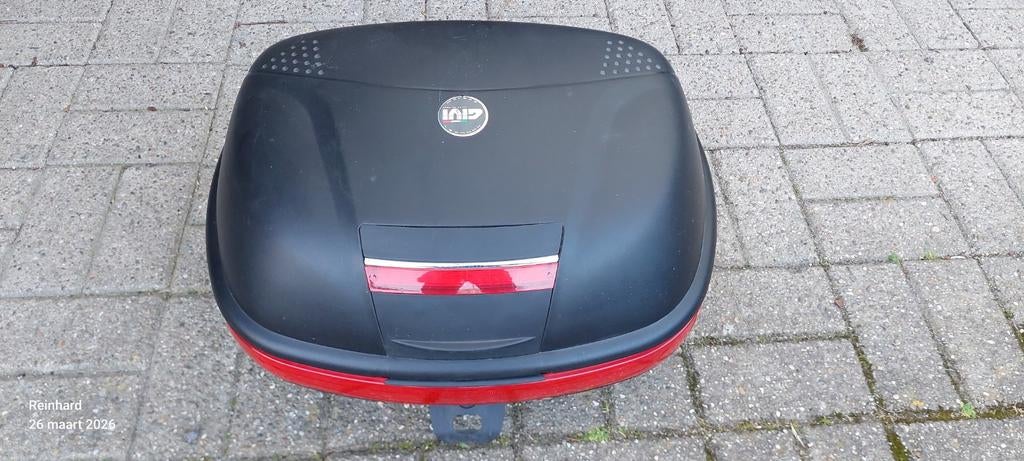 Grote topkoffer ,plaats voor 2 helmen., Motoren, Ophalen