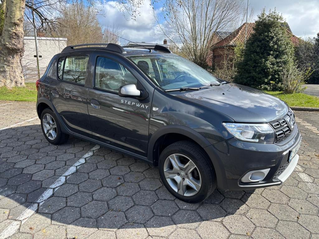 Mooie Dacia Sandero Stepway 2018 benzine met garantie.EURO 6, Auto's, Dacia, Voorwielaandrijving, Stof, USB, 115 g/km