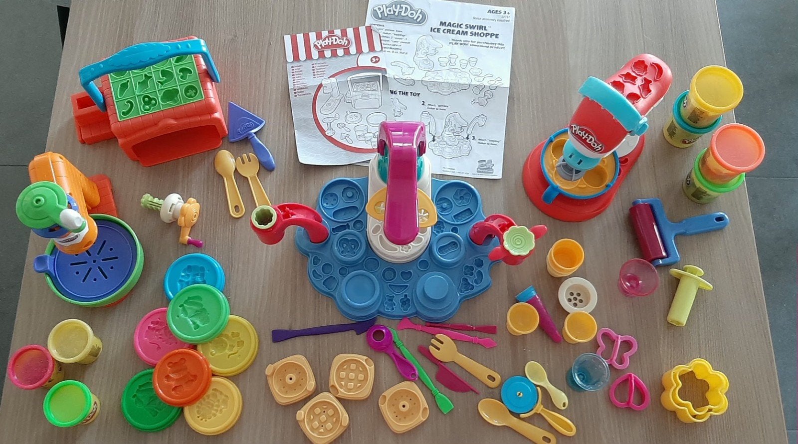 play doh set en accessoires, Kinderen en Baby's, Ophalen, Gebruikt, Knutselen