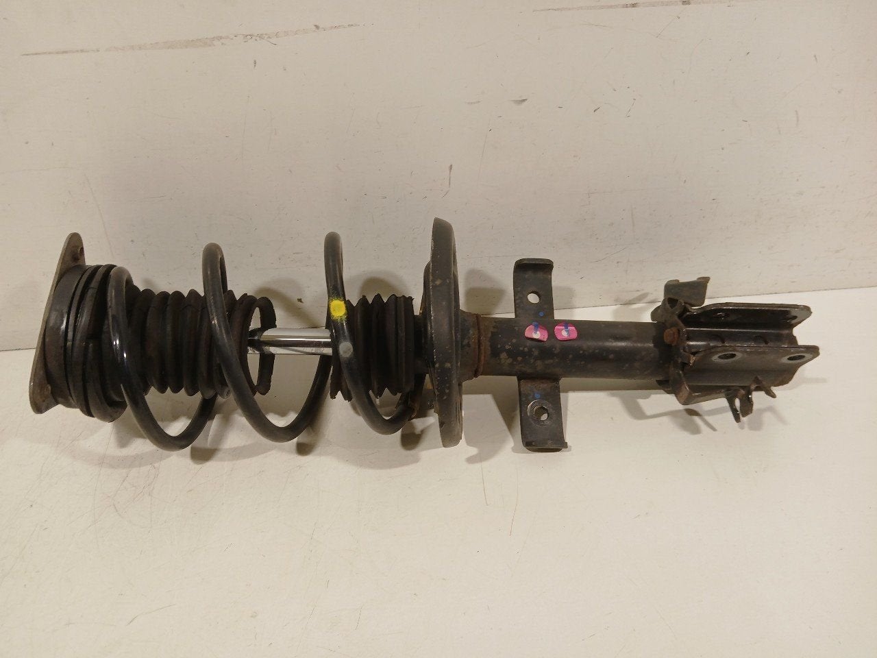 Veerpoot rechts voor Renault Clio, Onderdelen@venauto.nl, Van der Ven Autorecycling B.V., Ettenseweg 76, 4706 PB Roosendaal, The Netherlands