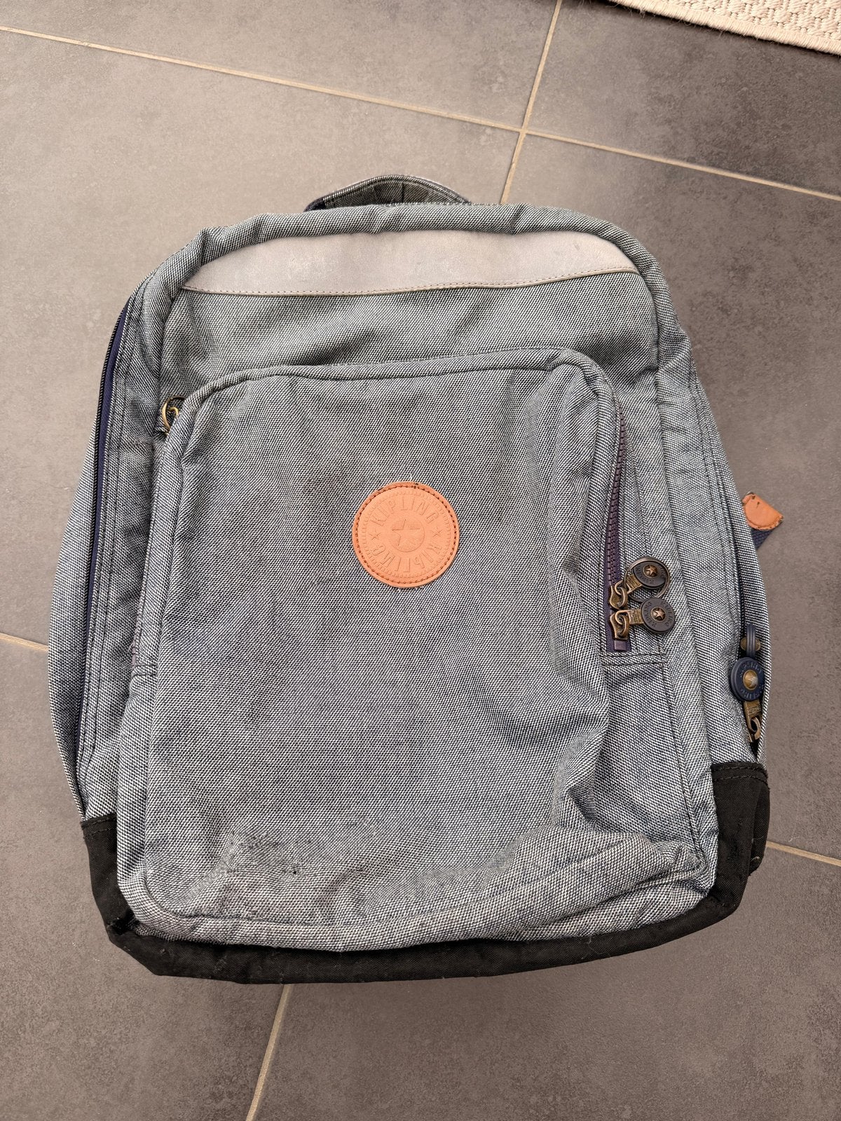 Kipling classroom grijs, Ophalen, Gebruikt, Grijs
