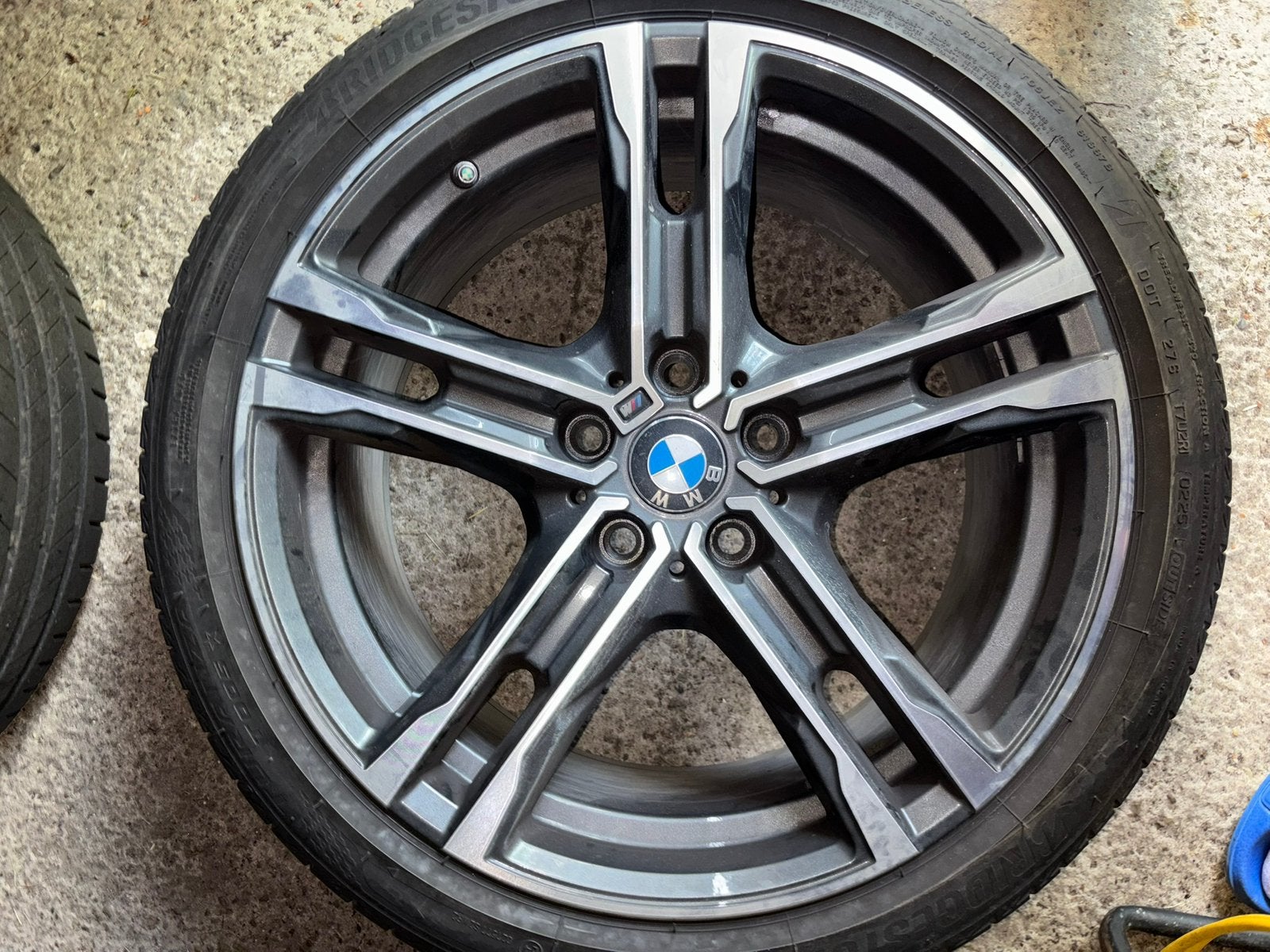 BMW 18inch M velgen met Bridgestone zomerbanden, Auto-onderdelen, Ophalen, Zomerbanden, Velg(en)