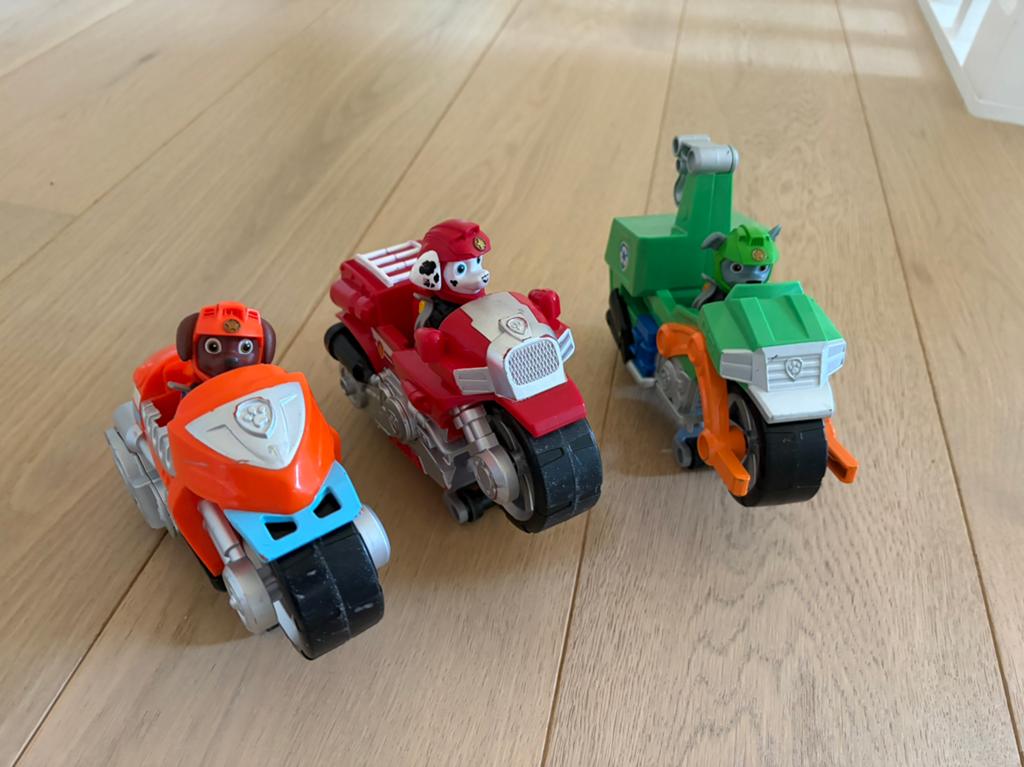 Paw Patrol 3 motorvoertuigen met bijhorende figuurtjes, Ophalen of Verzenden, Zo goed als nieuw