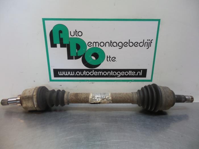 Arbre de transmission avant gauche d'un Citroen C4 (C4 04-), -, 3 mois de garantie, Utilisé, -