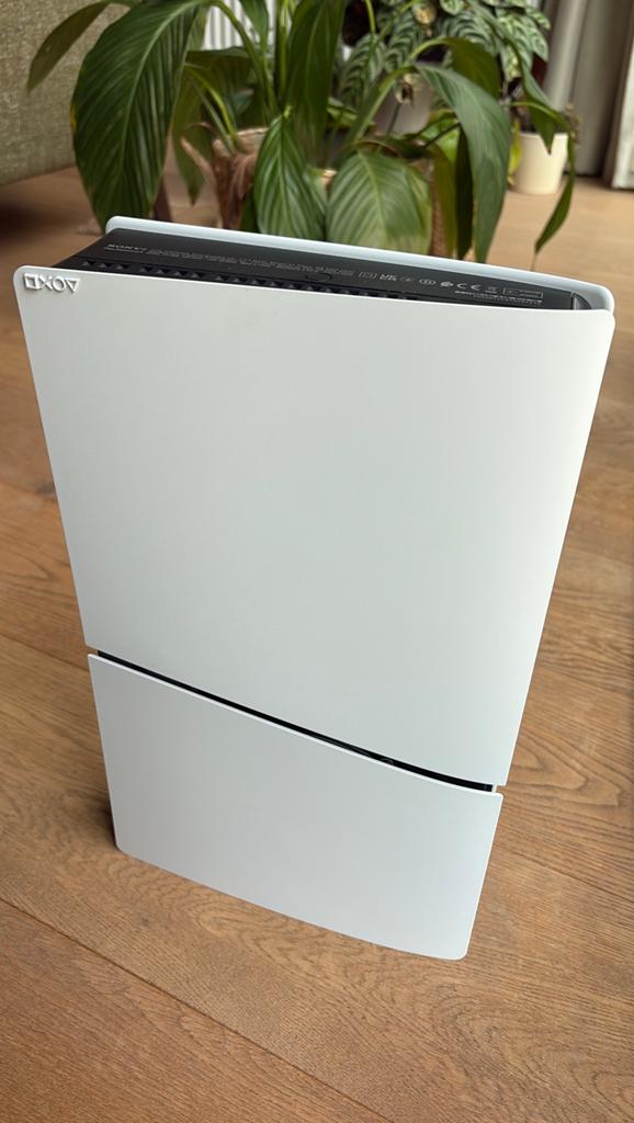 Playstation 5 - Slim Digital, Ophalen of Verzenden, Zo goed als nieuw