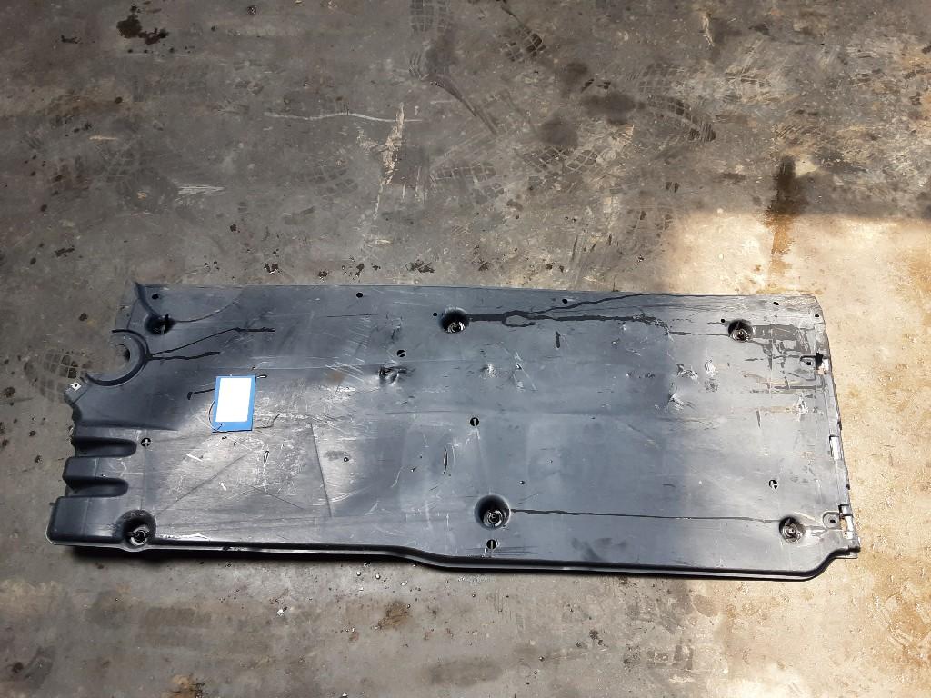 PLAQUE ARRIÈRE AVANT GAUCHE Audi A1 Sportback (GBA), Utilisé, Audi