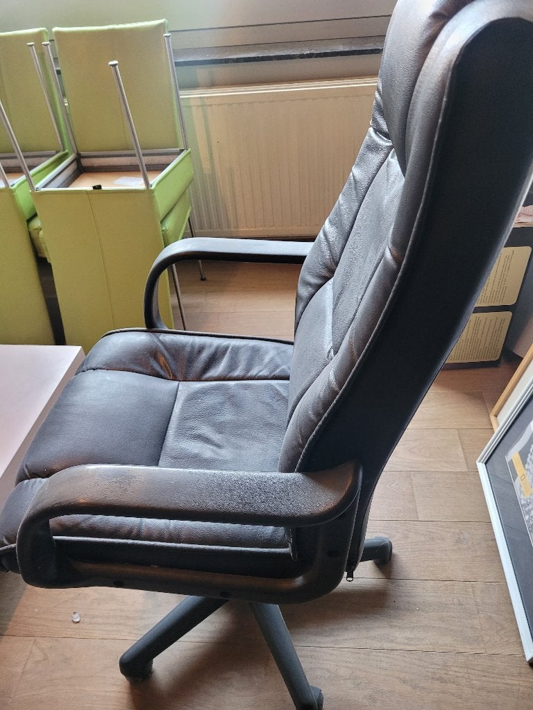 Bureaustoel gamestoel, Huis en Inrichting, Ophalen, Gebruikt, Zwart, Bureaustoel