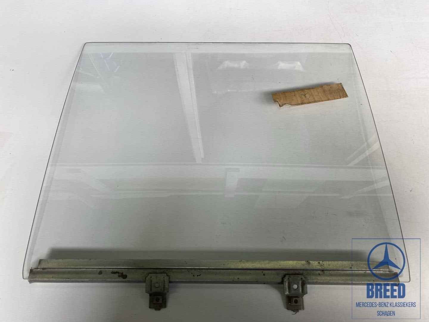 NOS zijruit linksachter blank Mercedes-Benz W123 T-model, Neuf, -, Enlèvement, -
