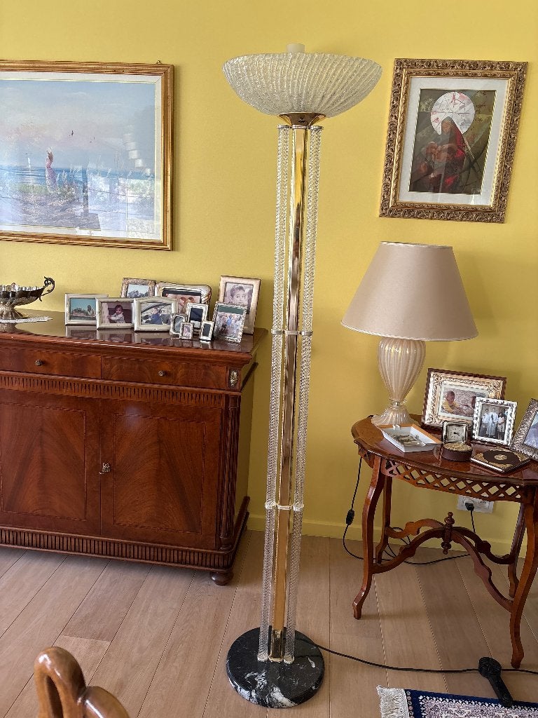 Lampe verticale, Enlèvement