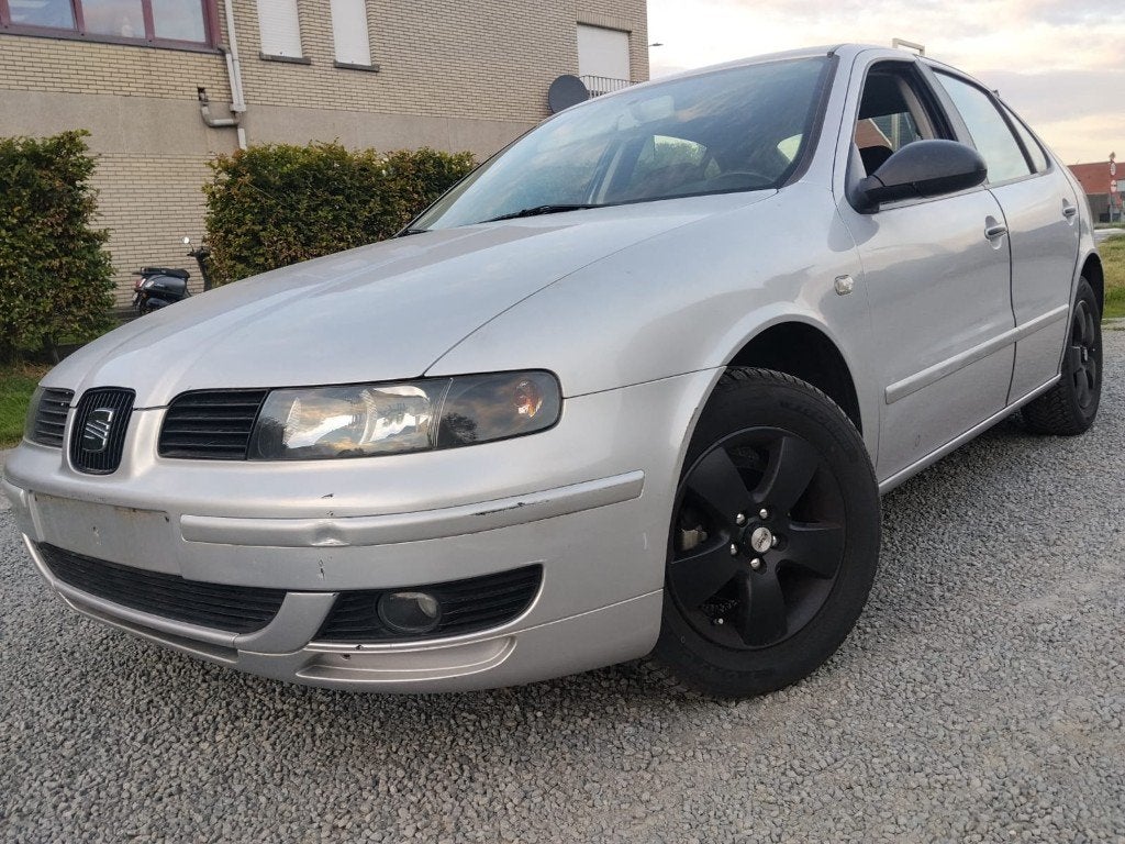 SEAT LEON/1400cc BENZINE/GEKEURD/12 MAAND GARANTIE, Auto's, Parkeersensor, Leon, Bedrijf, Euro 4