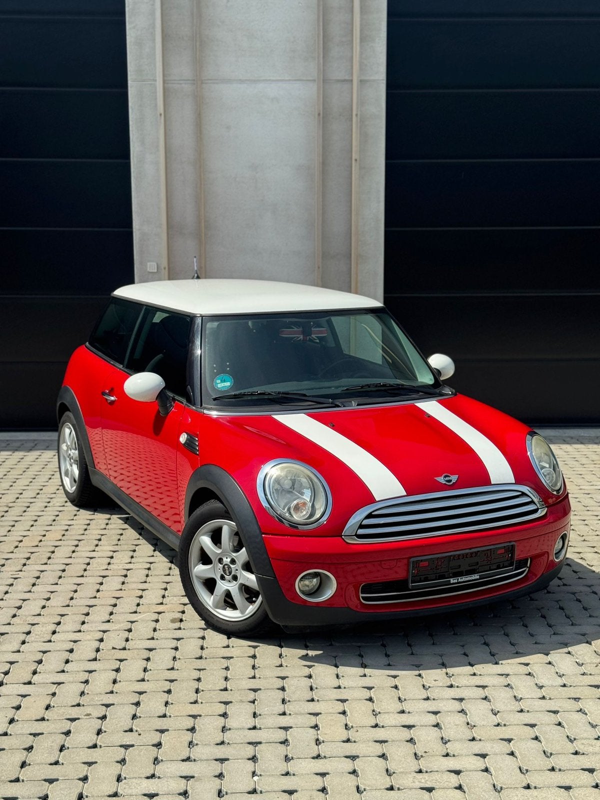 MINI COOPER//2008//ESSENCE/128 000 KM, Autos, Mini, Particulier, Cooper, Essence, Carnet d'entretien, Enlèvement ou Envoi