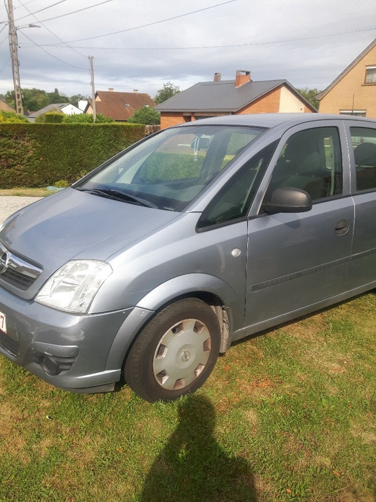 voiture, Autos, Argent ou Gris, Achat, 135 g/km, Boîte manuelle