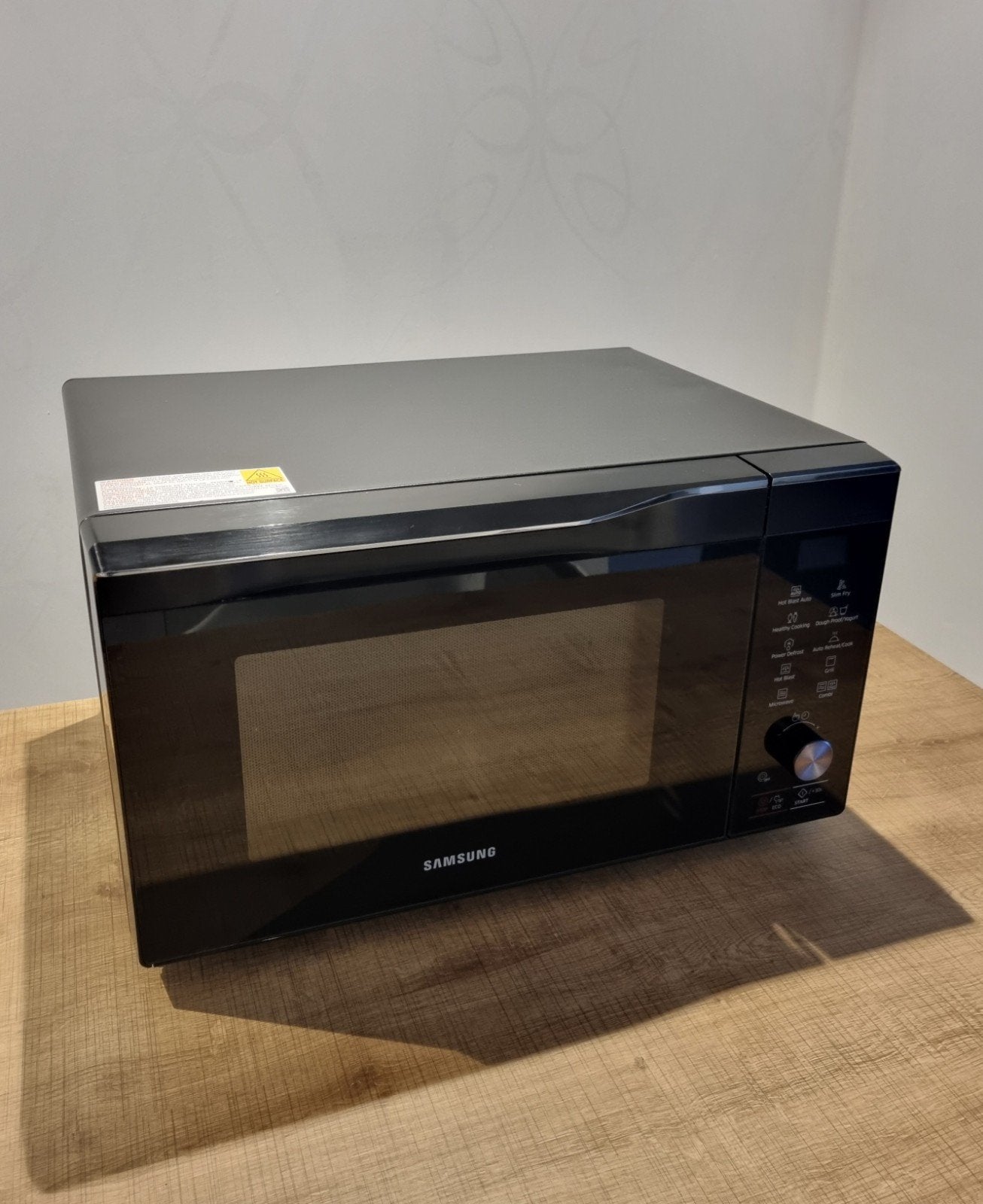 Micro-ondes combiné Samsung (Modèle MC32K7055CK/EN), Ophalen, Tussenbouw, Zo goed als nieuw, Draaiplateau