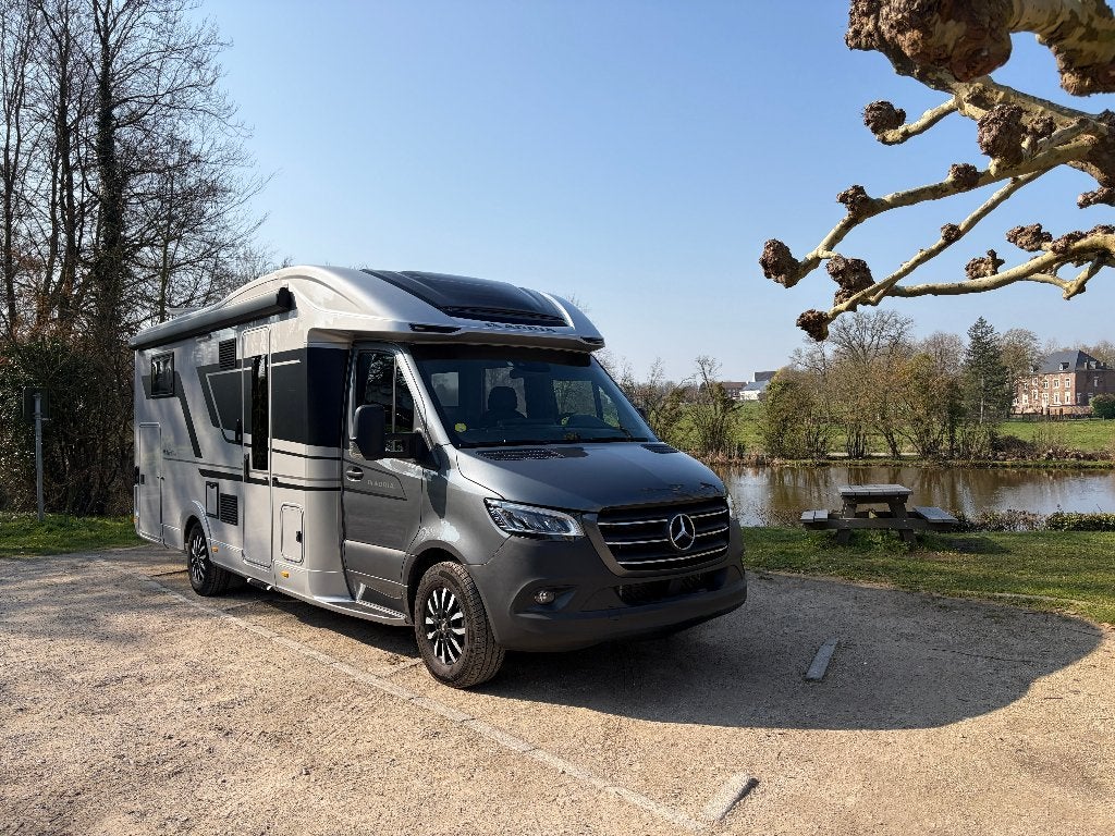 Mercedes Adria Matrix Supreme MB 670SL, Caravanes & Camping, Camping-cars, Jusqu'à 5, Toilette à cassette, Marchepied électrique