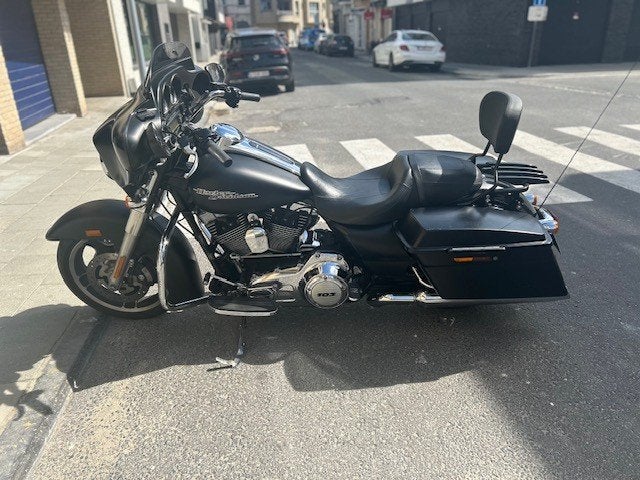 Harley Davidson Street Glide, Occasion, Plus de 35 kW, Chopper, Particulier