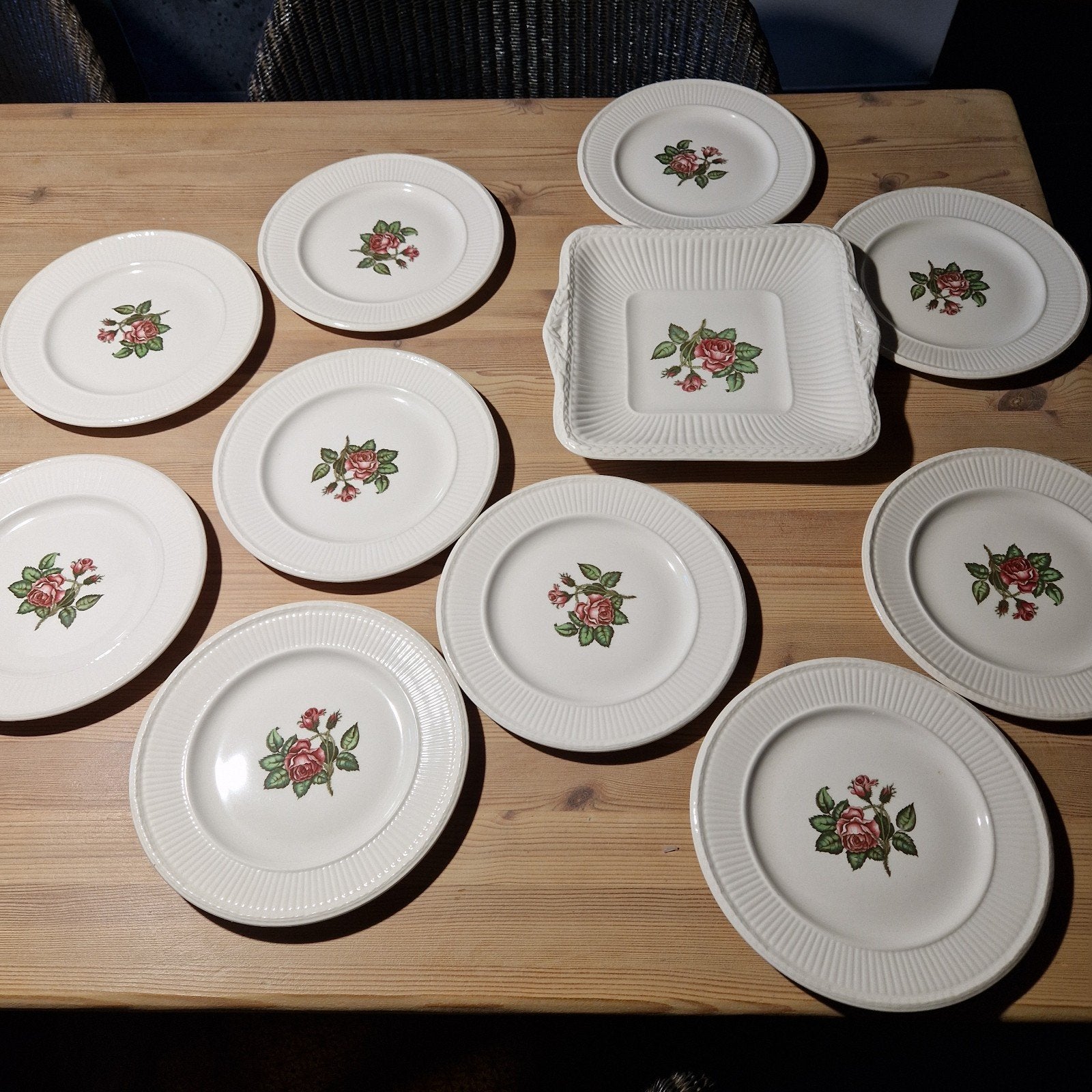 Service Wedgwood complet, Antiquités & Art, Enlèvement ou Envoi