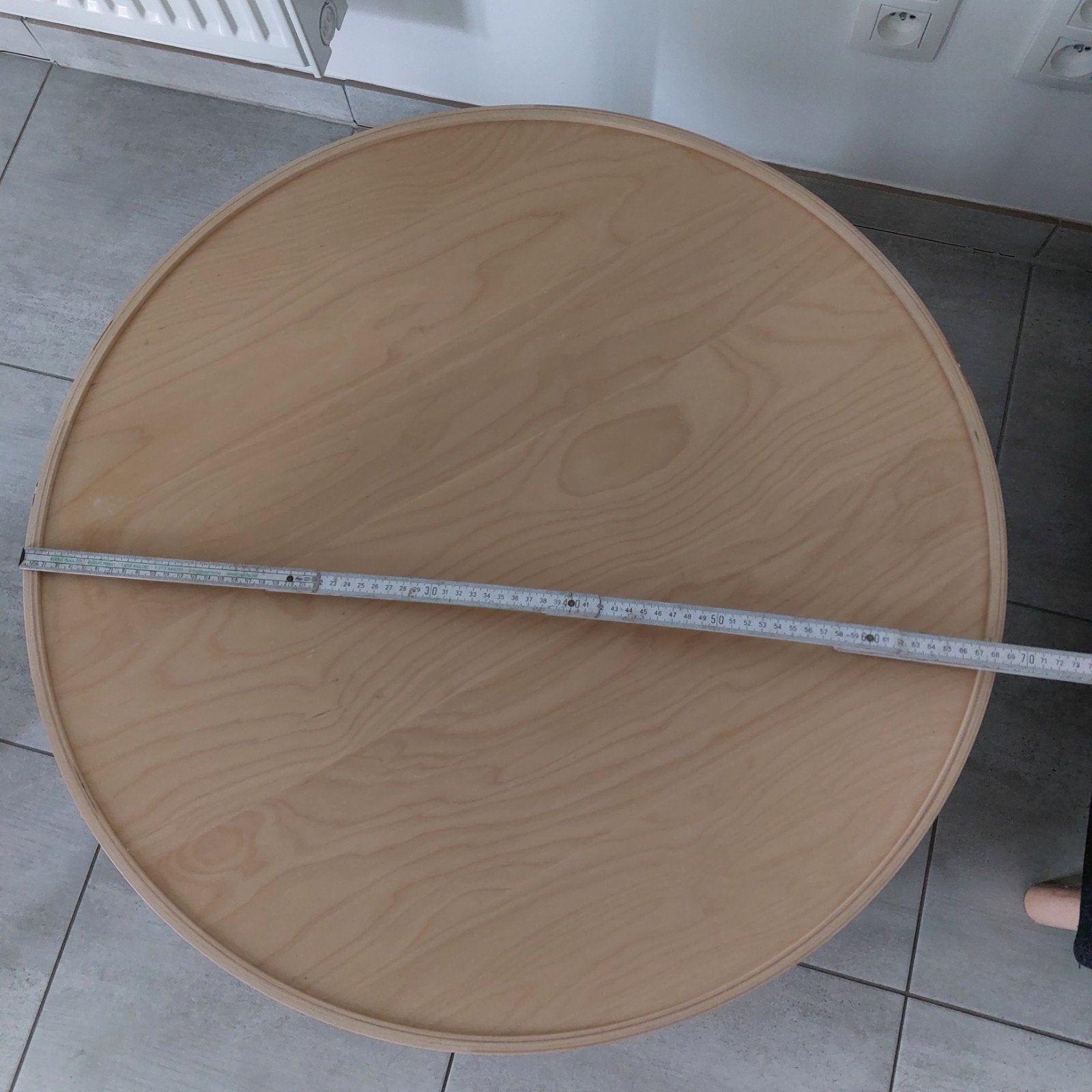 ronde houten salontafel, Enlèvement
