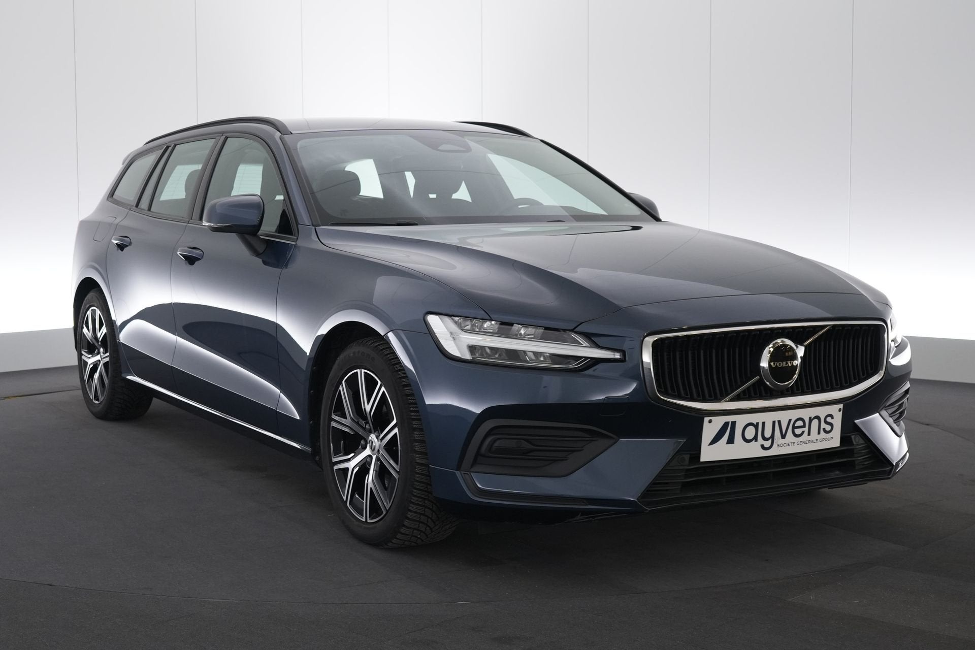 (2CGQ517) VOLVO V60, Achat, 140 g/km, Euro 6, Entreprise