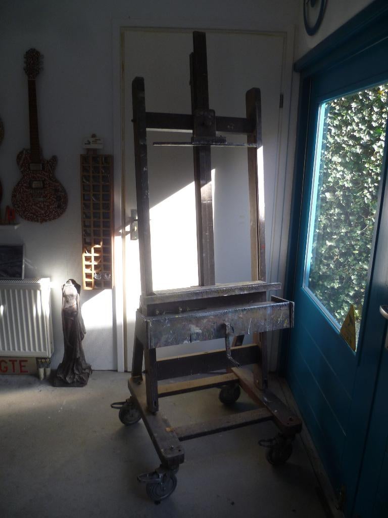 Chevalet avec pendule, article de collection professionnel, Enlèvement