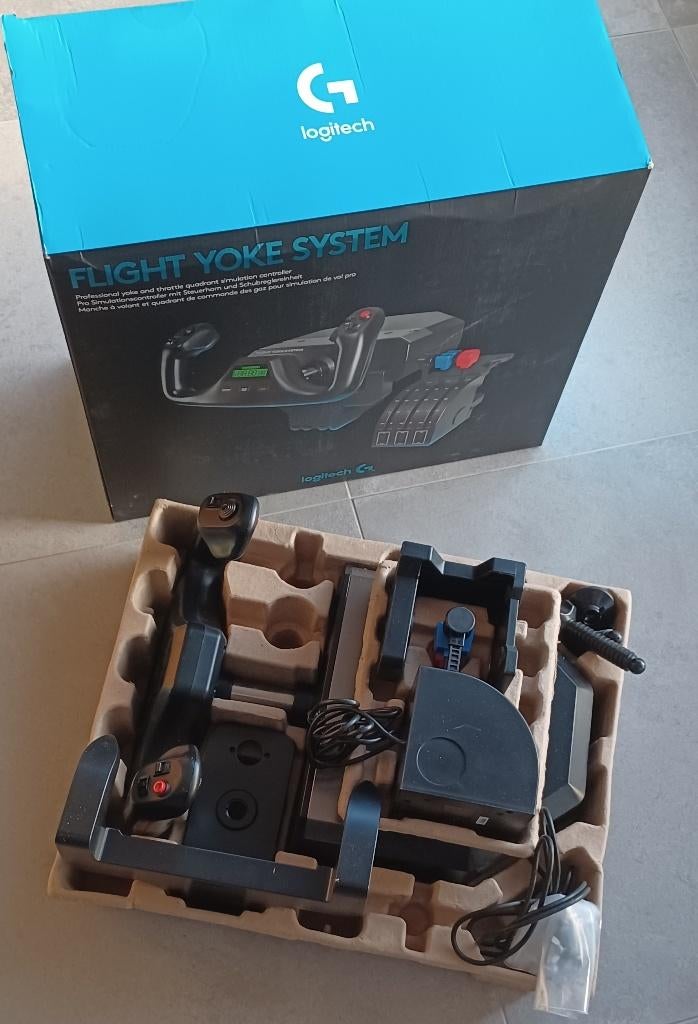 flight Yoke System Logitech, Ophalen, Zo goed als nieuw, Logitech