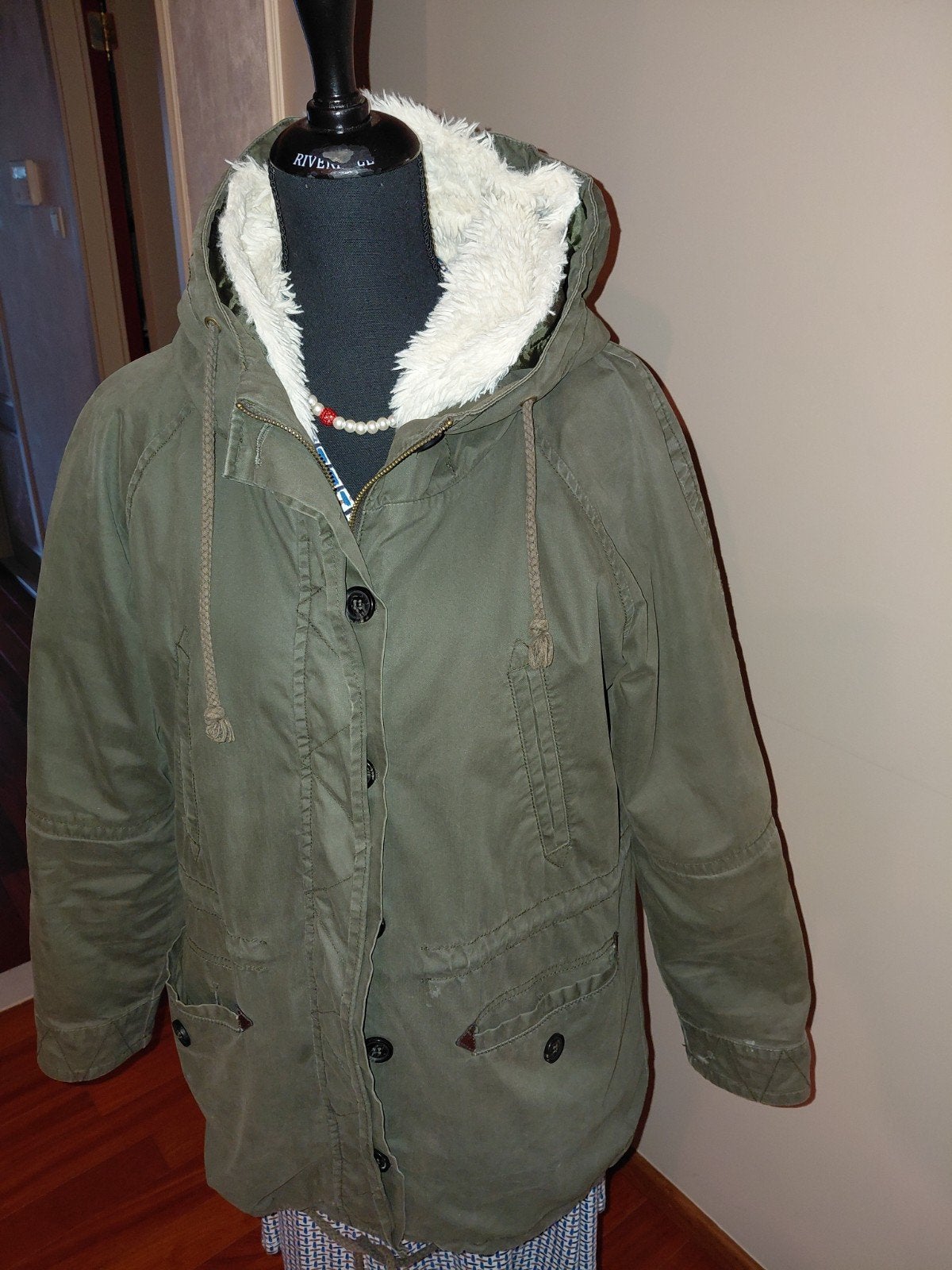 Parka kaki de la marque Mango taille L, Mango, Enlèvement ou Envoi, Comme neuf, Taille 42/44 (L)