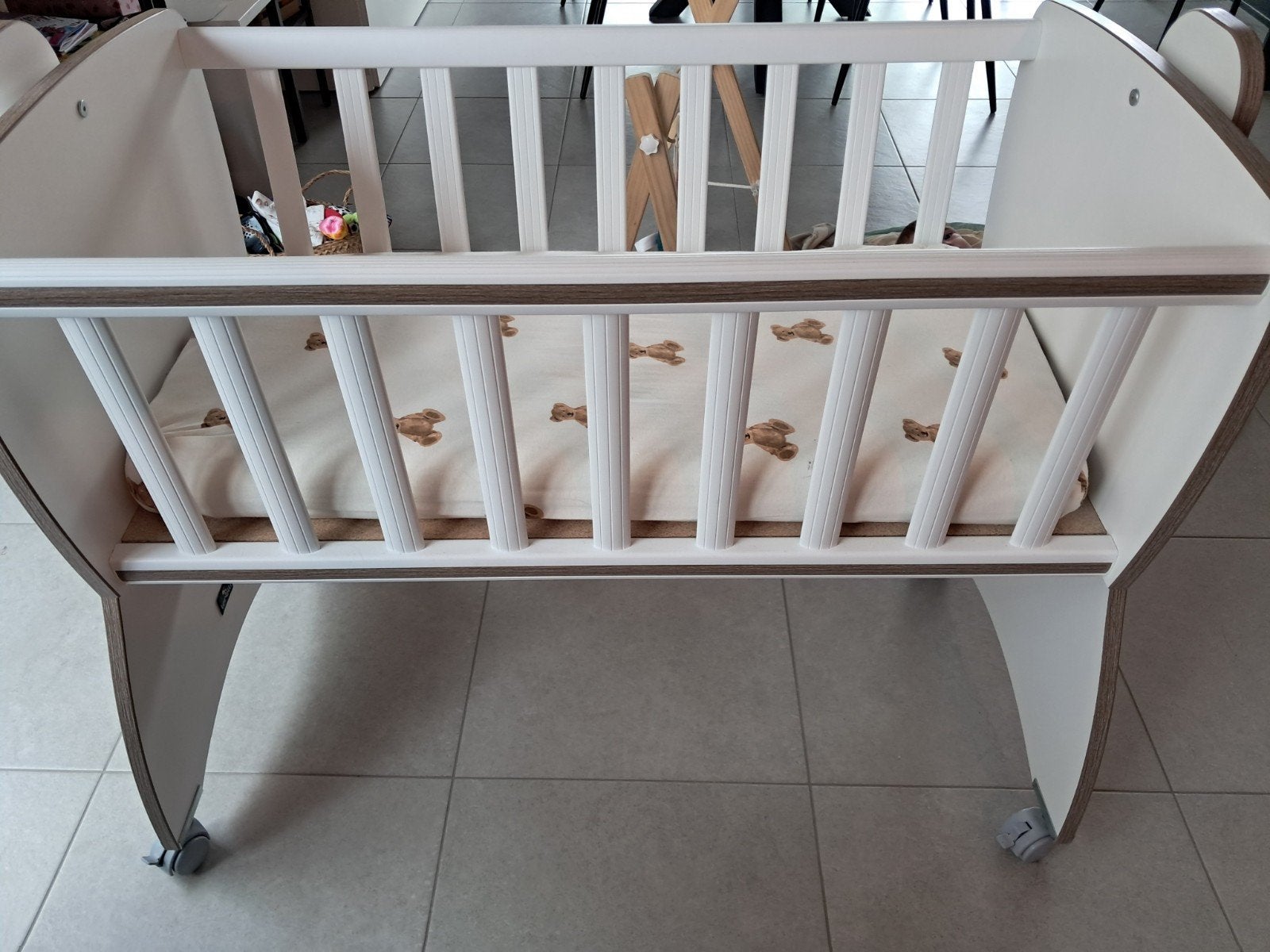 Wieg op wieltjes, Kinderen en Baby's, Ophalen, Wieg