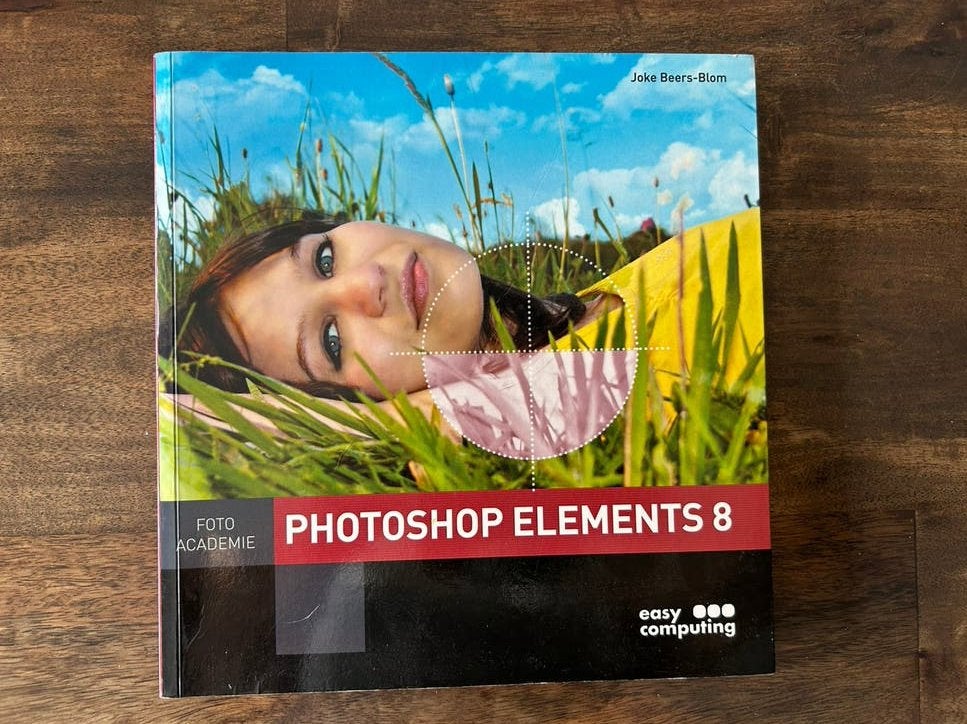 Photoshop Elements 8, Enlèvement ou Envoi, Comme neuf, Autres sujets/thèmes