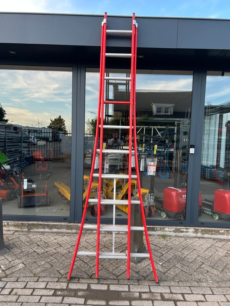 Altrex Nevada 2-delige uitgebogen ladder 2x10 Sporten, Doe-het-zelf en Bouw, Ophalen, Gebruikt, Metaal, Overige typen