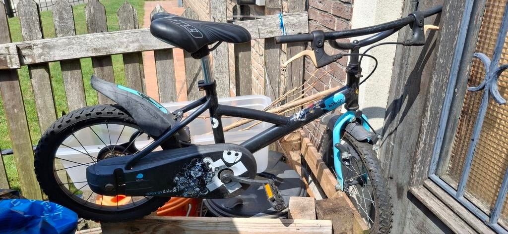Kinderfiets met wat werk aan, Betwin, Enlèvement, Utilisé, Frein à main