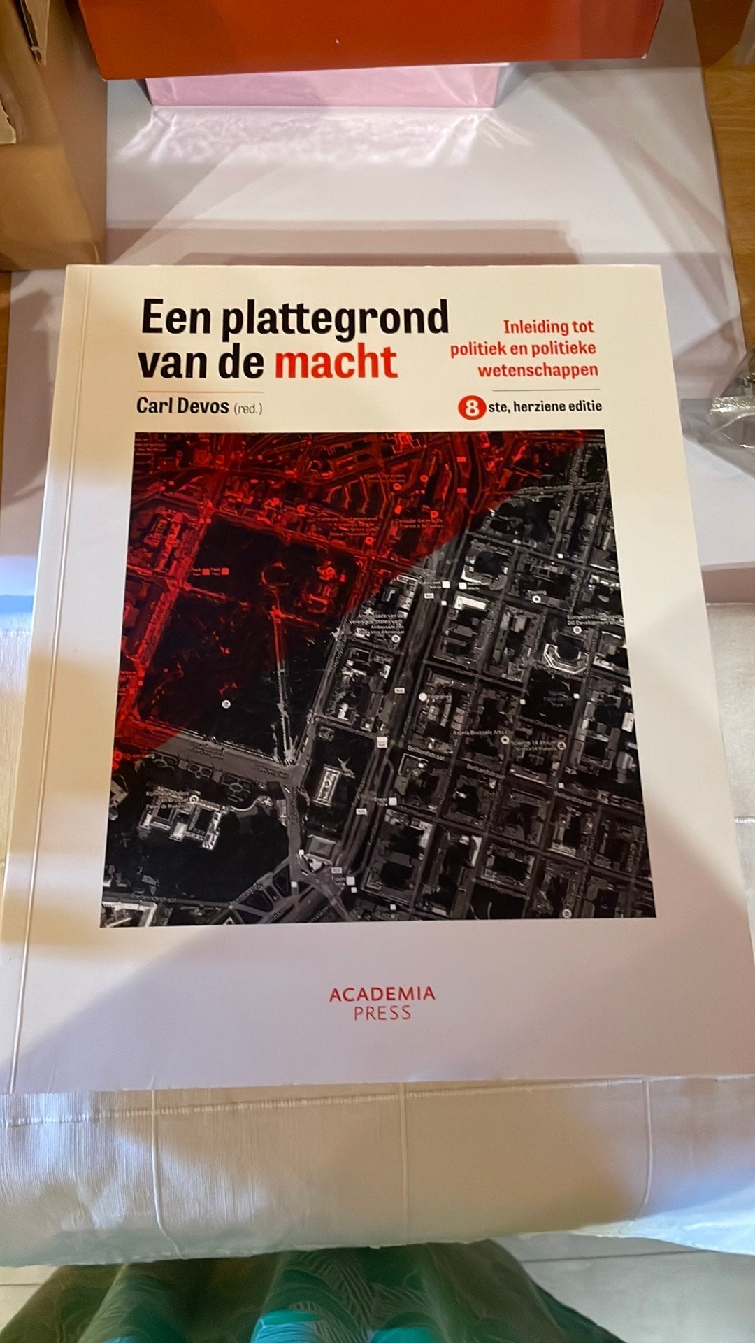 Carl Devos - Een plattegrond van de macht, Enlèvement ou Envoi, Carl Devos