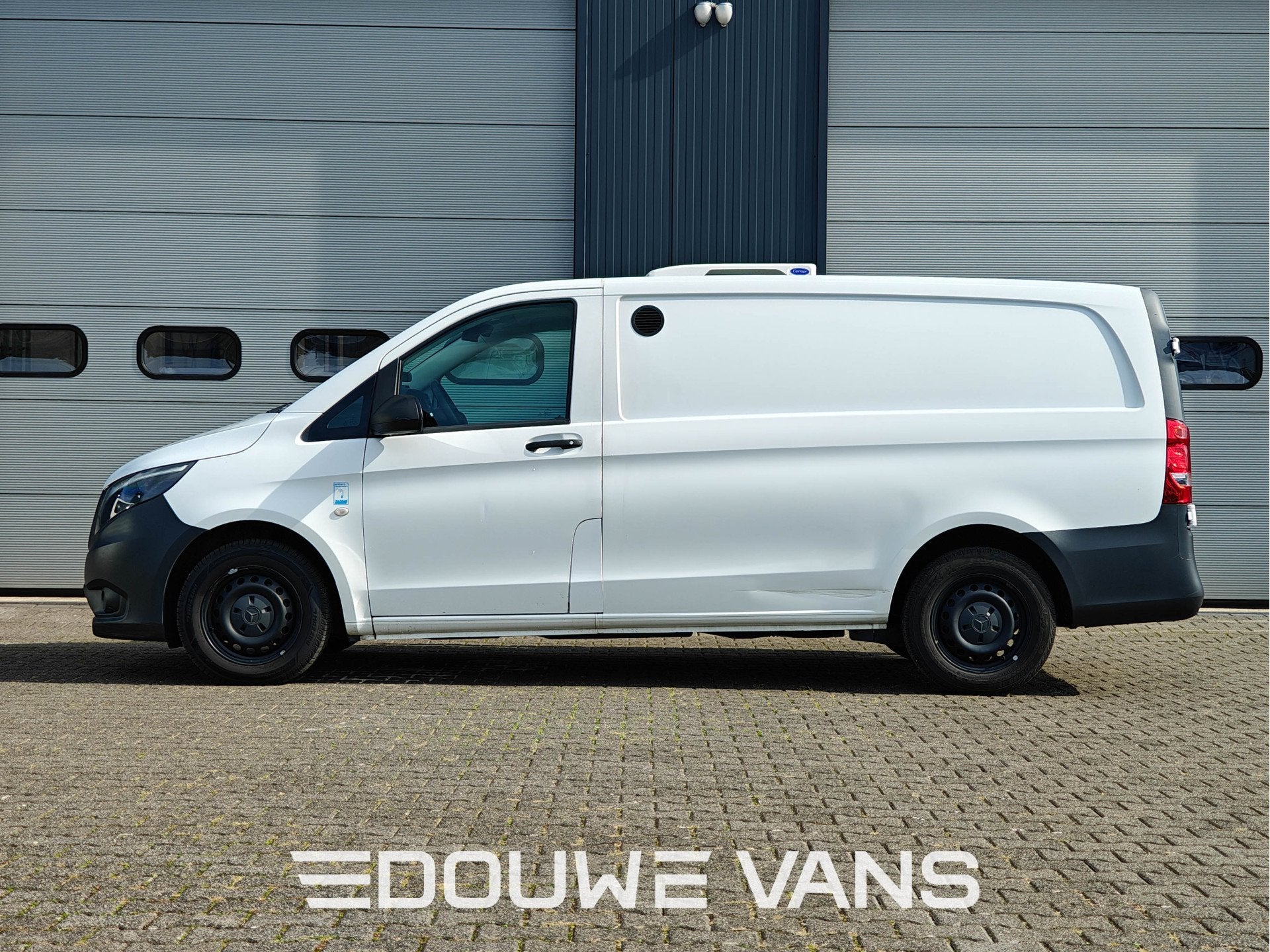 Mercedes-Benz Vito 109 CDI L2 Koelwagen Airco Camera Dag & N, Auto's, Voorwielaandrijving, Euro 5, Stof, Gebruikt