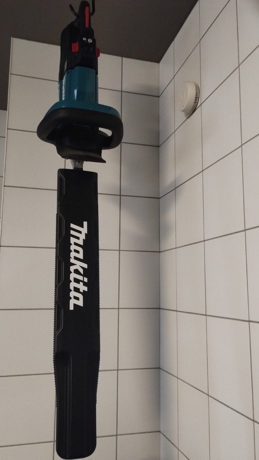 Makita, Ophalen