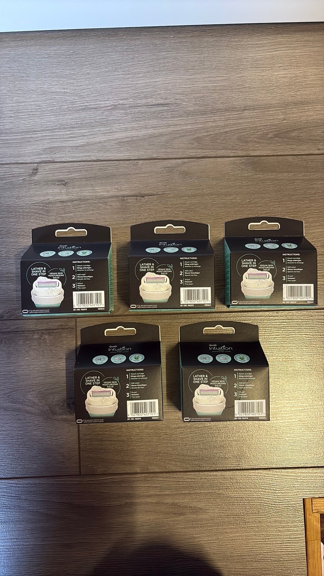 Lot: 5 x Wilkinson Intuition 2-in-1 sensitive care, Ophalen of Verzenden, Nieuw, Overige typen