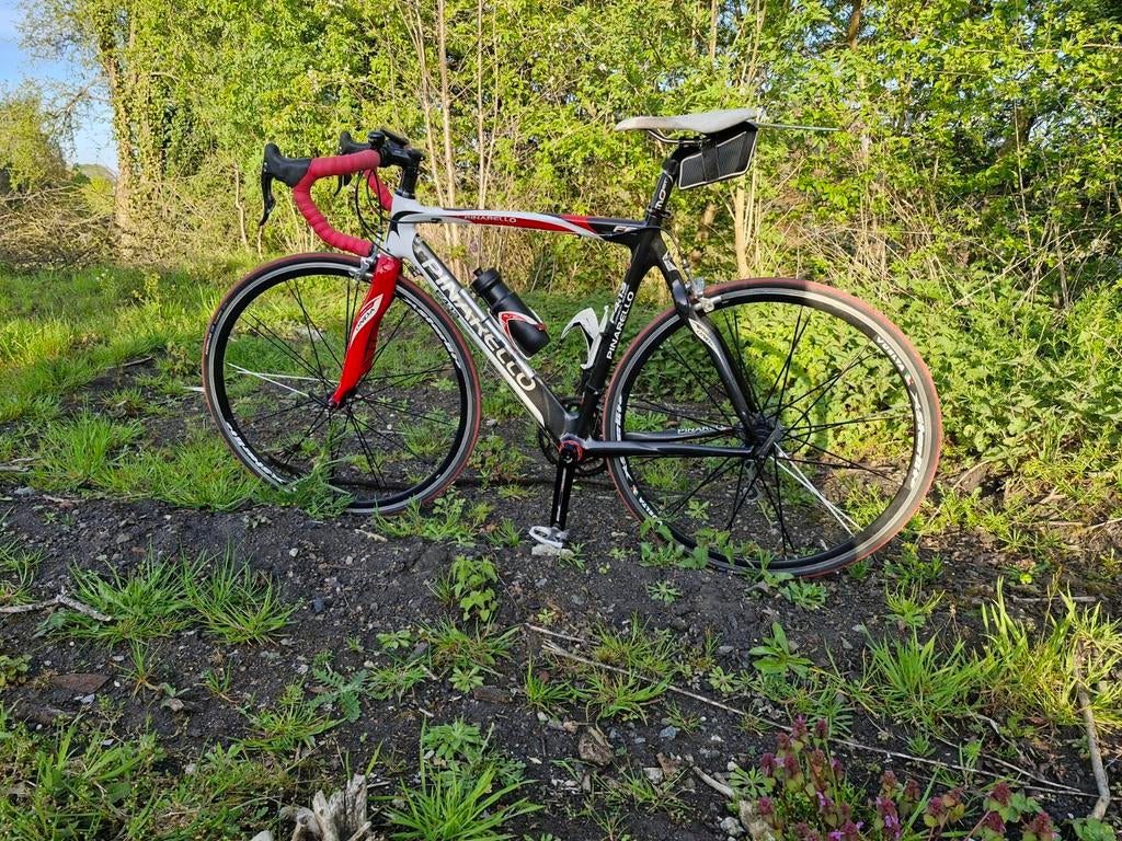 VÉLO DE ROUTE PINARELLO F4.13 ENTIÈREMENT EN CARBONE TAILLE, Vélos & Vélomoteurs, Vélos | Vélos de course, Enlèvement, Carbone