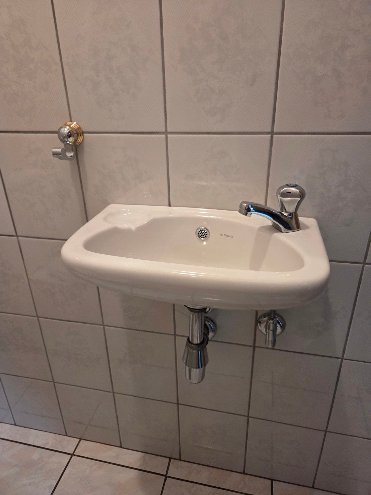Évier + robinet, 2 porte-rouleaux de papier toilette, croche, Enlèvement, Blanc