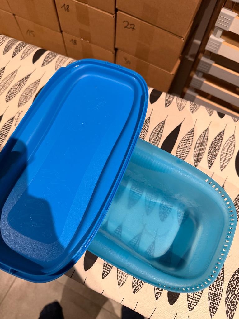 tupperware spaghetti maker, Huis en Inrichting, Keuken | Tupperware, Ophalen of Verzenden, Gebruikt, Blauw, Overige typen