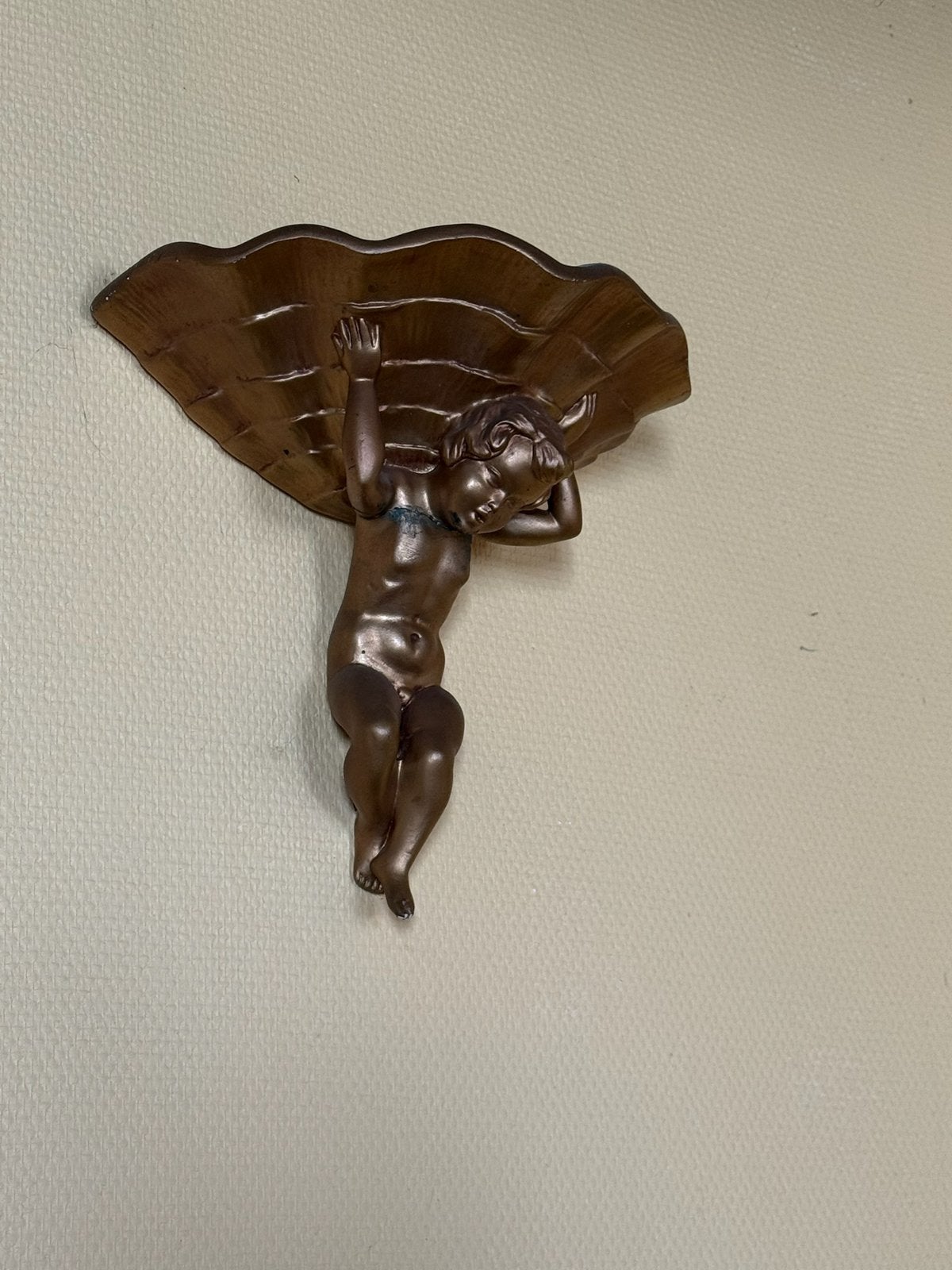 Angelot décoratif en bronze – style ancien, Enlèvement, Bronze