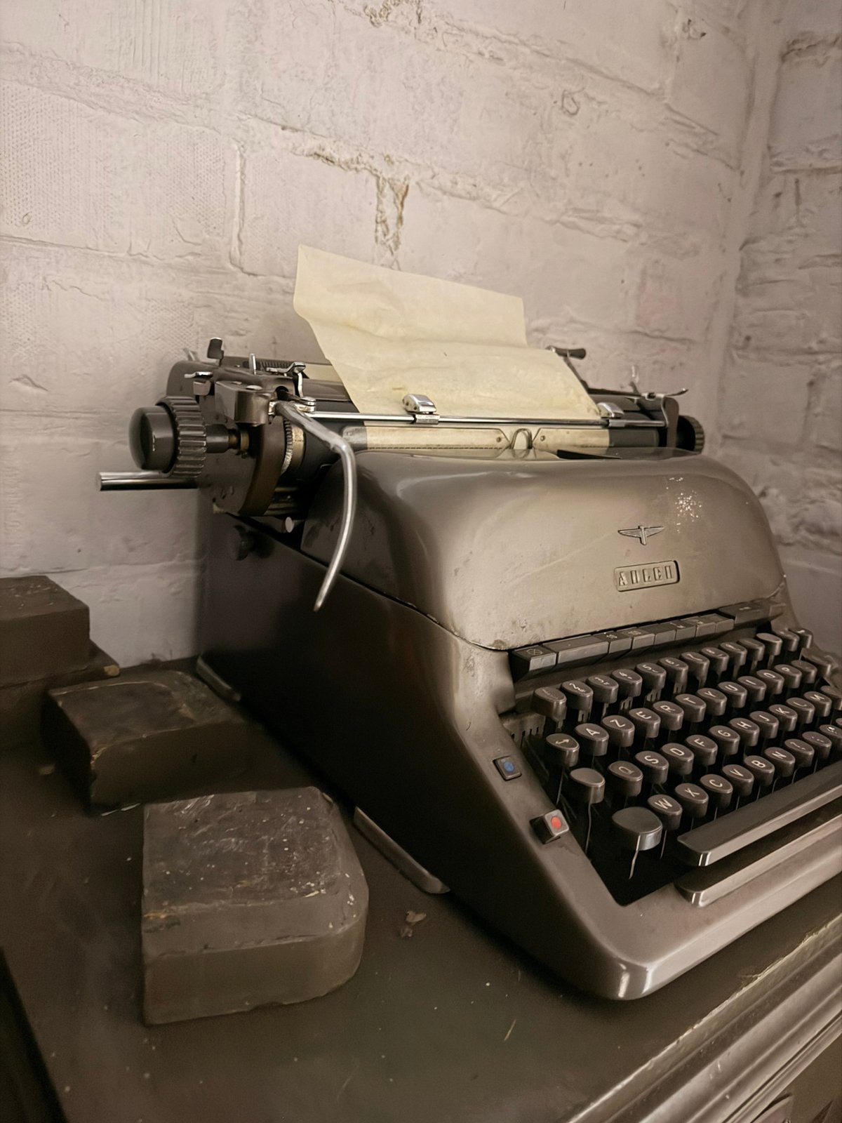 Machine à écrire vintage Adler., Enlèvement, Comme neuf