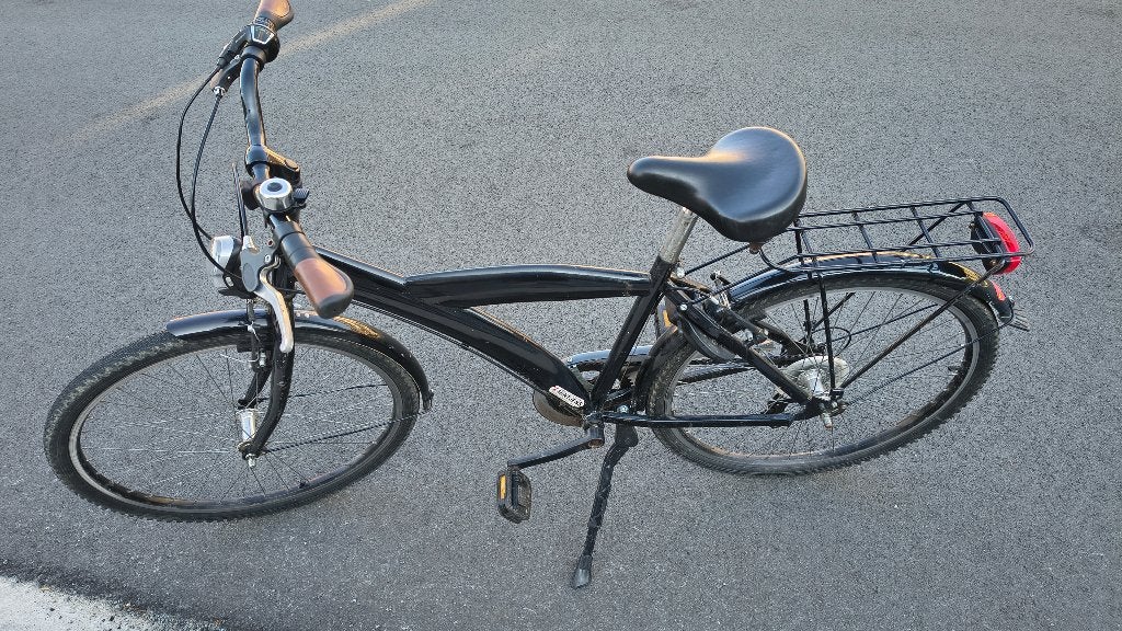 Zwarte jongensfiets 26 inch in goede staat, Ophalen, Gebruikt, Velgrem, 26 inch of meer