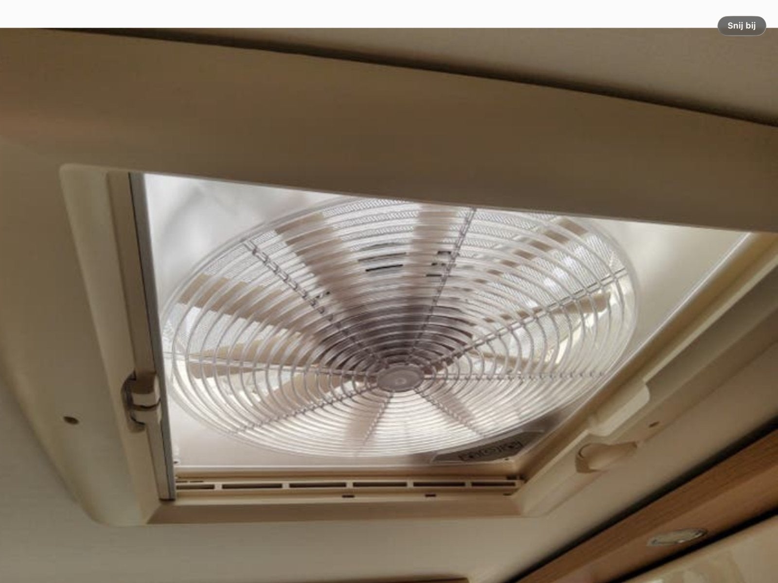 Dakventilator motorhome, Thule Vent 12 V, Ophalen, Zo goed als nieuw