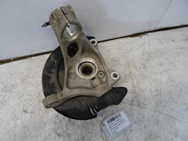 WIELNAAF LINKS VOOR Volkswagen Golf VII (AUA), Gebruikt, Volkswagen