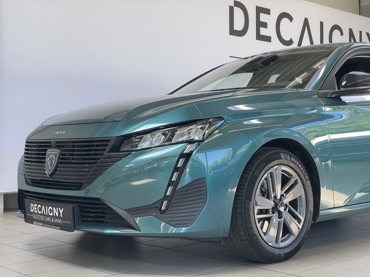 Peugeot 308 1.2T Allure Pack AT8 *Trekhaak*Carplay, USB, 1199 cc, 0 kg, Bedrijf