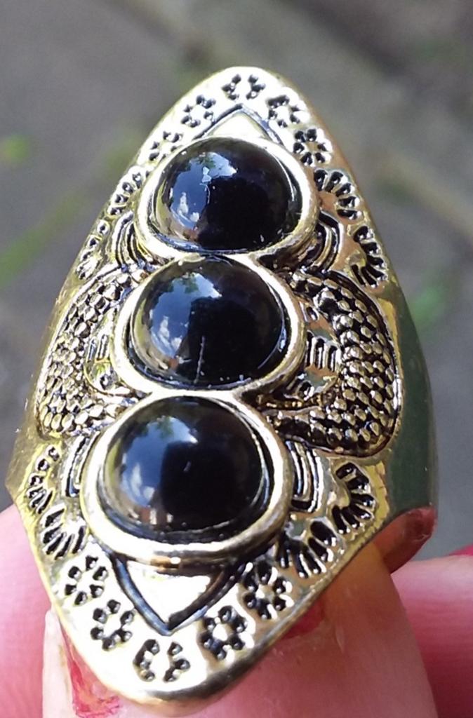 GEËRFD Oude vintage Ring., Handtassen en Accessoires, Ringen, Verzenden, Zo goed als nieuw