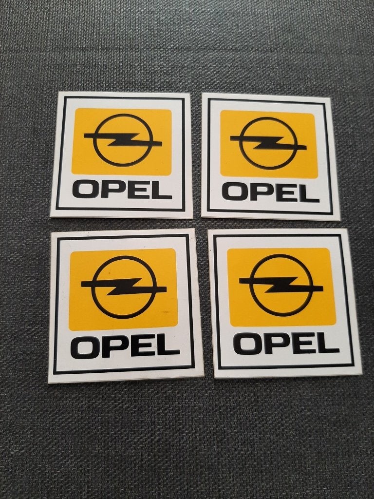 4 Opel stickers 7 cm op 7 cm, Ophalen, Zo goed als nieuw