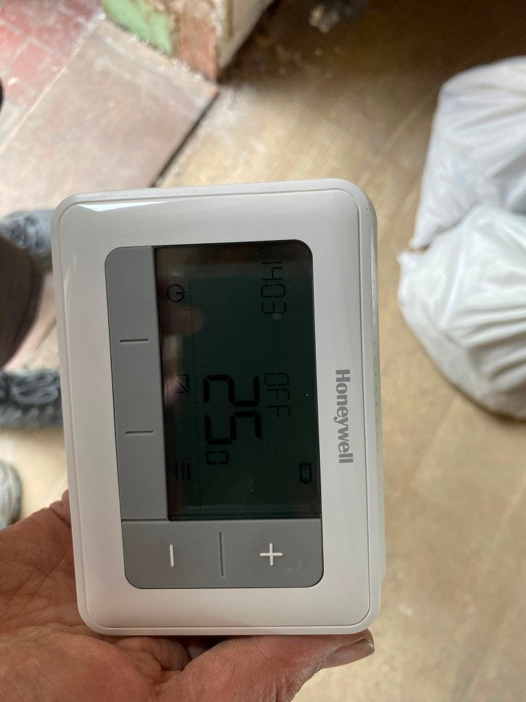 Honeywell T4 thermostaat, Ophalen, Gebruikt