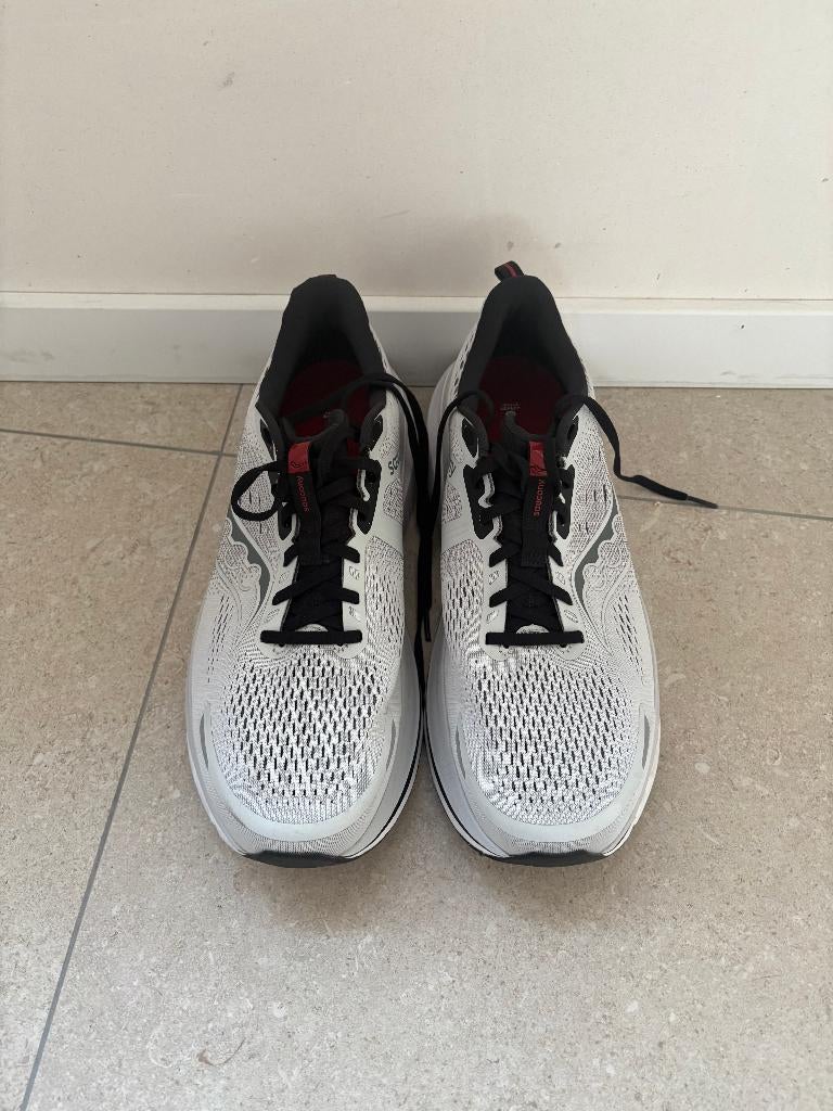 Saucony Guide 18 maat 47, Sports & Fitness, Course, Jogging & Athlétisme, Course à pied, Enlèvement ou Envoi, Chaussures de course à pied